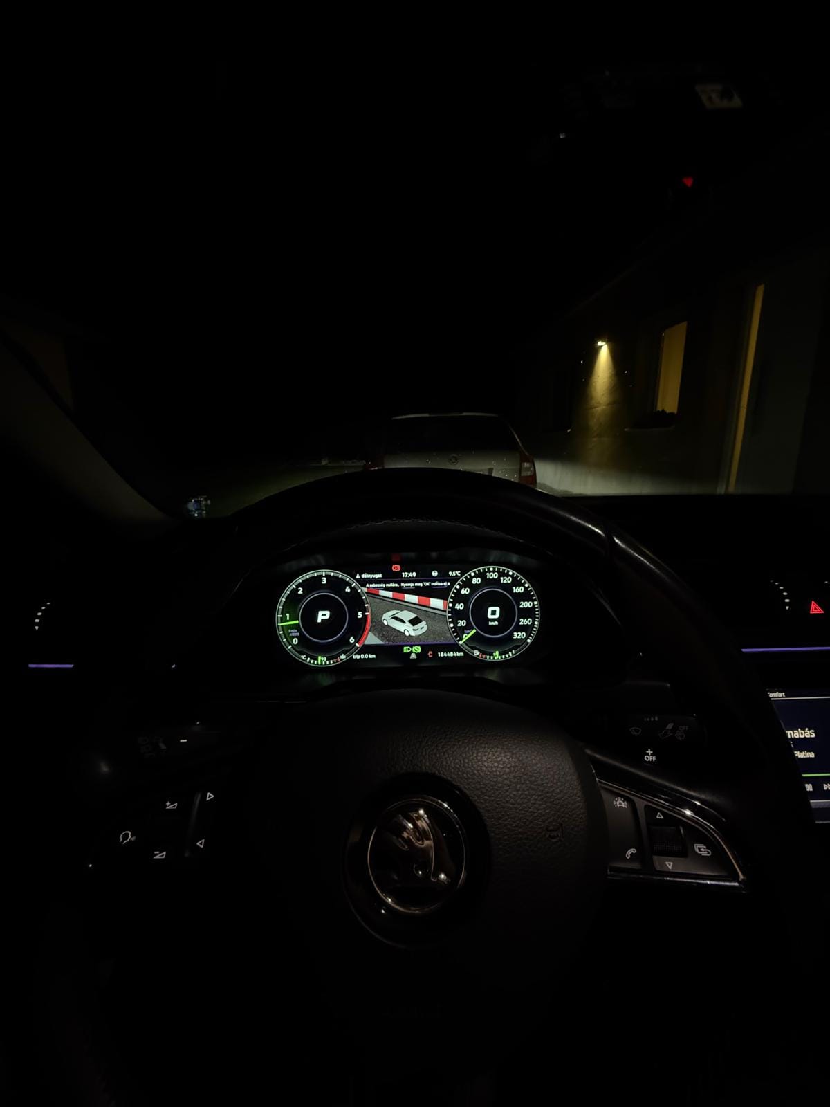 Virtual Cockpit Škoda Superb 3 – Obrázok 2