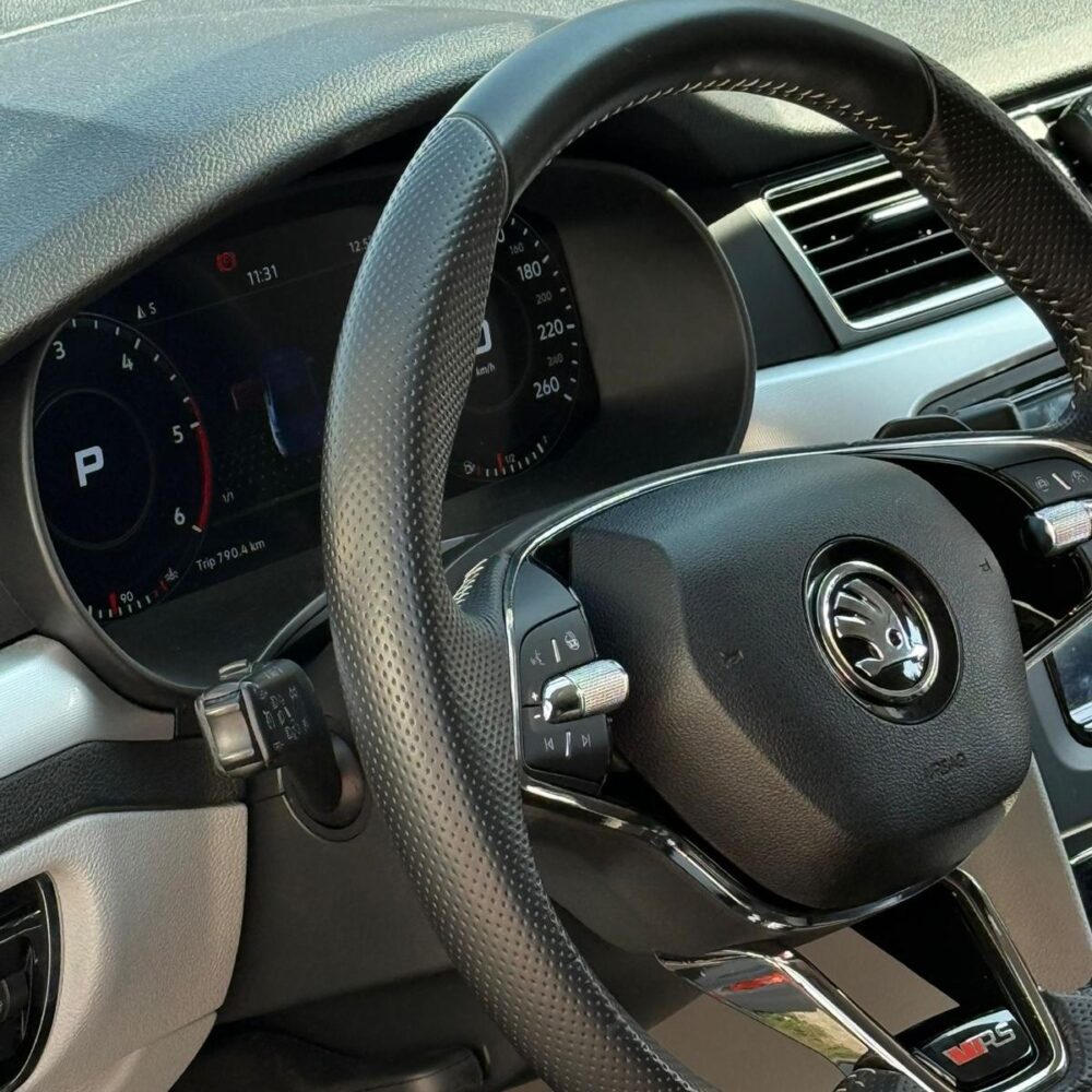 Virtual Cockpit Škoda Superb 2